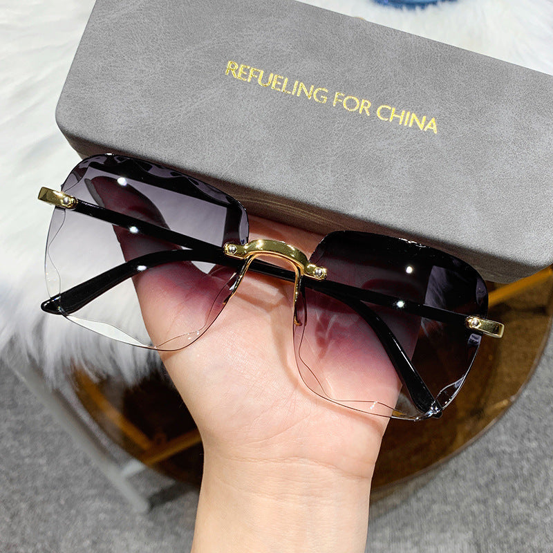 Wholesale Frameless Cut Edge Trendy Fashion Anti-ultraviolet Sunglasses